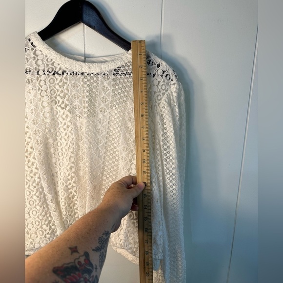 Express Women’s Size Large White Crocheted Victorian Style Blouse - Picture 9 of 13